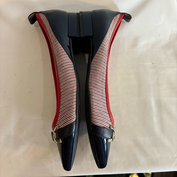 GEOX Sz 8.5 Flats Loafers Pointy Toe Mixed Media Stripes Petent Gold Tone Accent - Picture 6 of 8